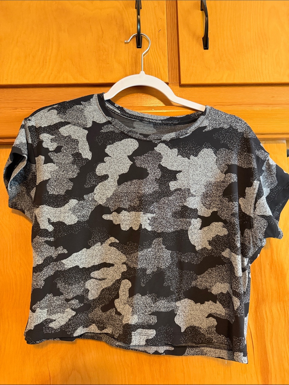 lululemon athletica Black & Gray Camo Short Sleeve Tee